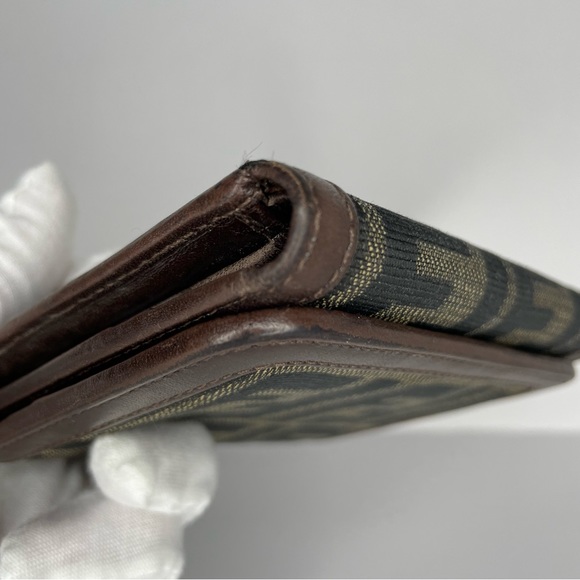 Fendi wallet - Picture 9 of 16